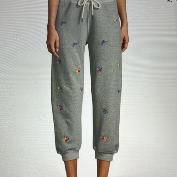 THE GREAT Embroidery Set - Picture 2 of 9